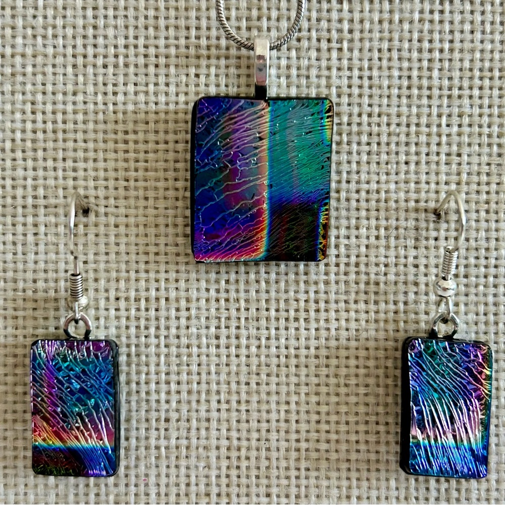Elegant Dichroic Glass Jewelry Set